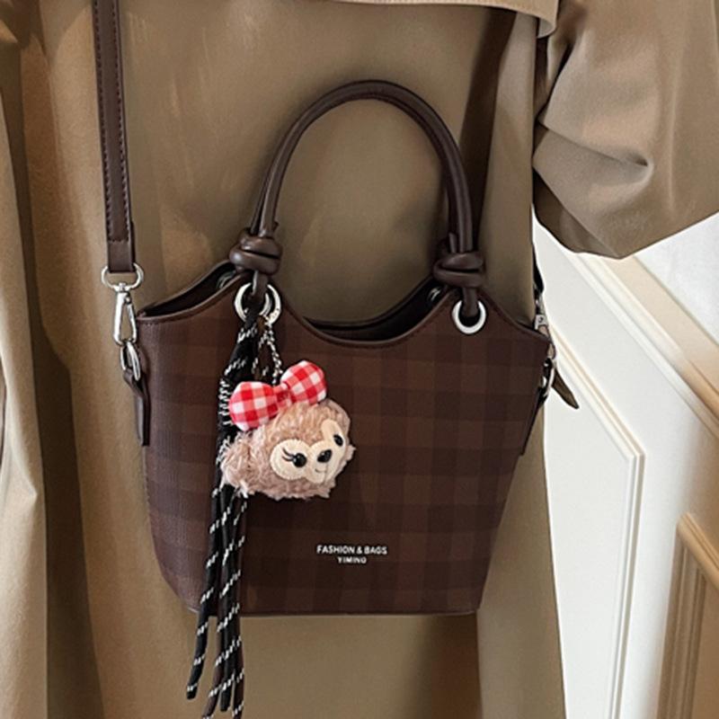 Stylish and Simple Lightweight Handbag Bag Women's 2025 New High-value Niche Single Shoulder Underarm Bag Plaid Messenger Bag