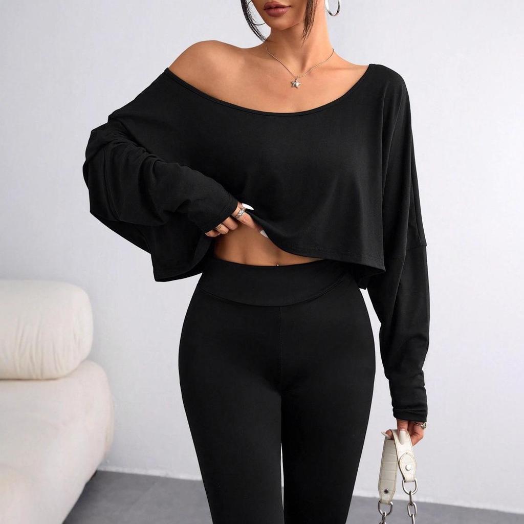 2025 Trendy European Off-Shoulder Women’s Loose Base Layer Top