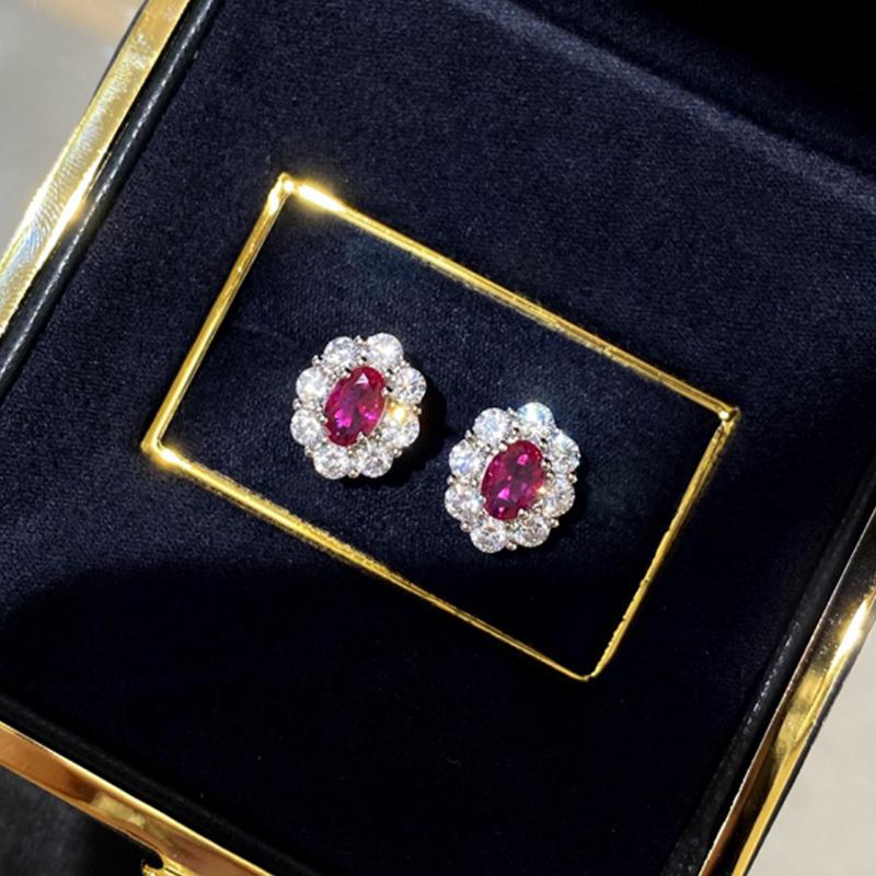 Huitan Oval Red Cubic Zirconia Stud Earrings Women Gorgeous Ear Accessories for Wedding Engagement Temperament Lady's Jewelry
