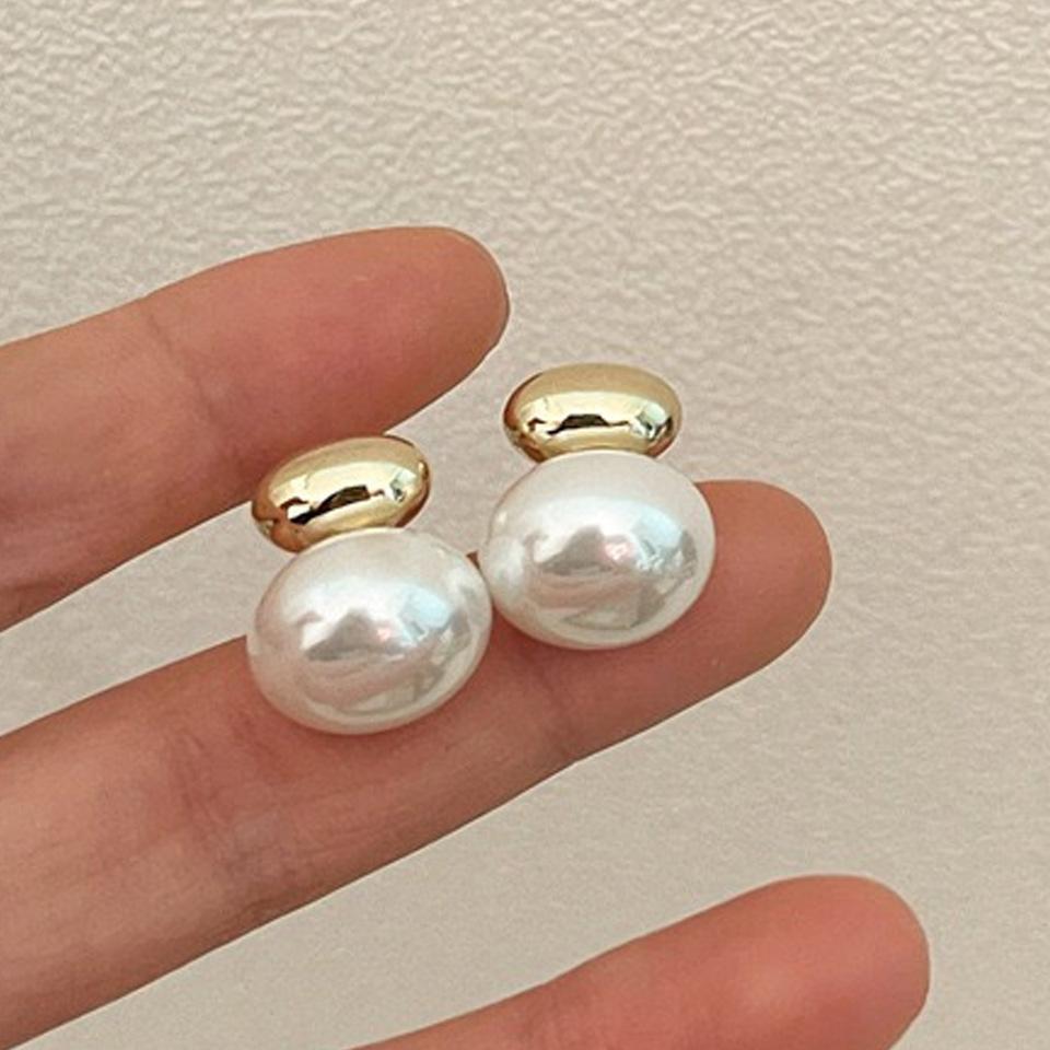 Yupsk French Gold Color Bean Spliced Flat Pearl Earring for Women Korean Fashion Smooth Pearl Ear Accessories Gift For New Year