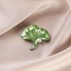 Elegant Pearl Brooch for Women's Suits - High-End Jewelry Pin