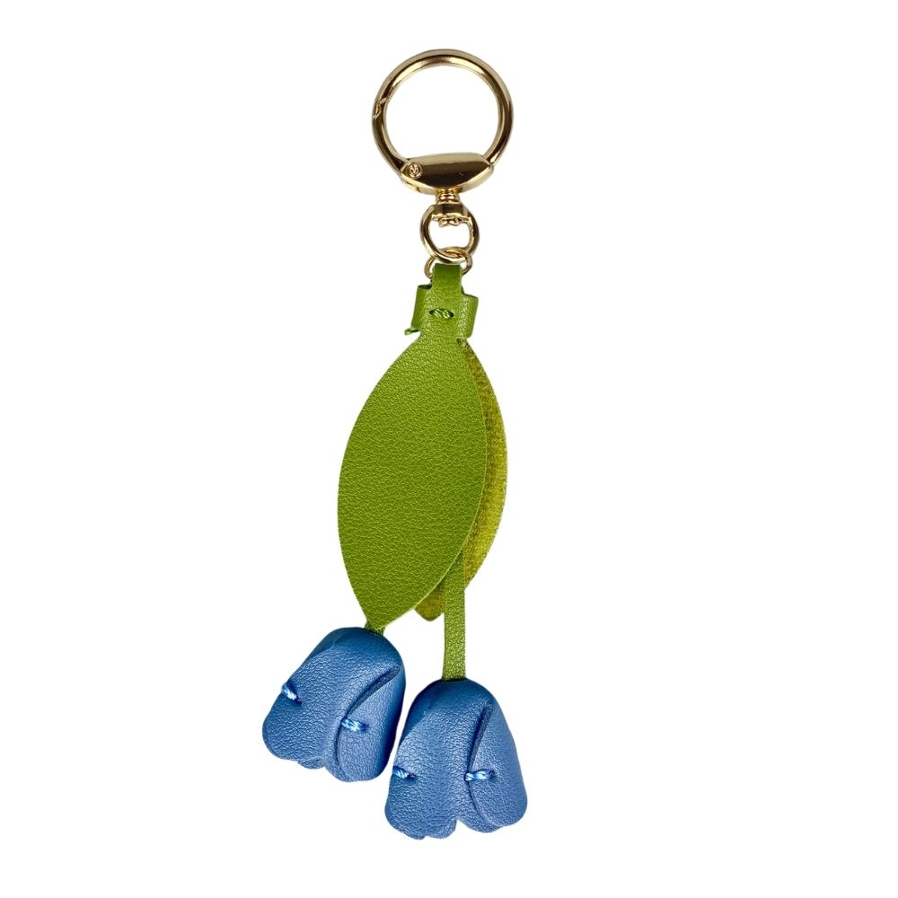 8-Color Soft Leather Tulip Bag Charm– Elegant Hanging Floral Accessory with Metal Ring, Realistic Bloom Design for Backpack