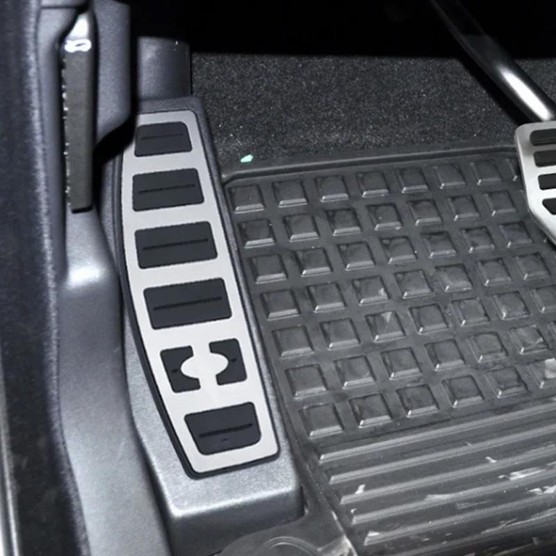 Front Rest Pedal Accessories for Land Rover Discovery 3/4 and Range Rover Sport Models
