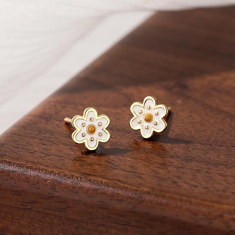 

Серьги «Лесной цветок» для женщин, милые, маленькие, свежие, пасторальные, универсальные серьги