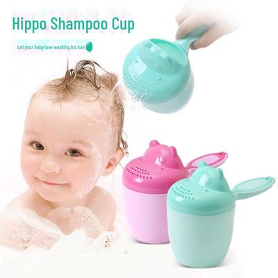 Paletta per il bagnetto dei bambini con manico lungo, a forma di cartone animato, in plastica, per neonati e bambini, formato mini.