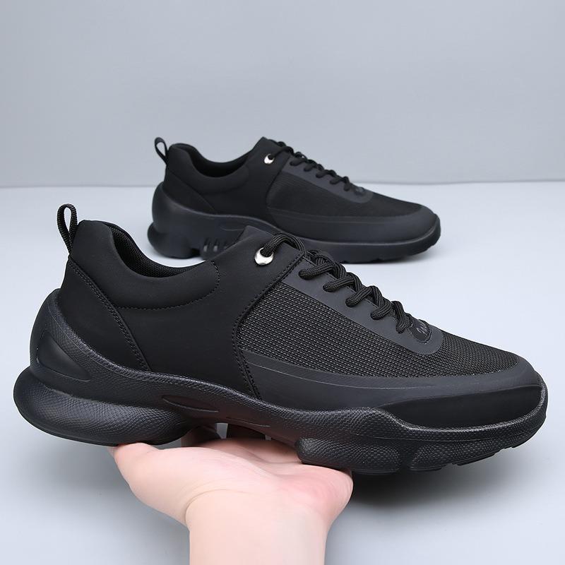 Outdoor Men's Shoes Breathable Running Shoes Spring and Summer New Mesh Walking Shoes Men's Lightweight Casual Mountaineering Sports Shoes