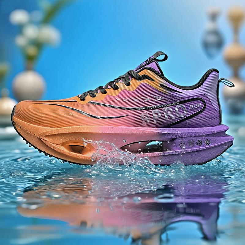 Men's shoes summer breathable mesh shoes soft sole wear-resistant cushioning carbon board technology running shoes casual sports shoes