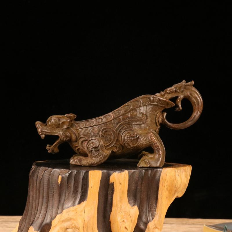 Copper Statue Red Copper Beast Head and Dragon Tailwine Cup Decorated with Antique Tripod Cup Metal Crafts