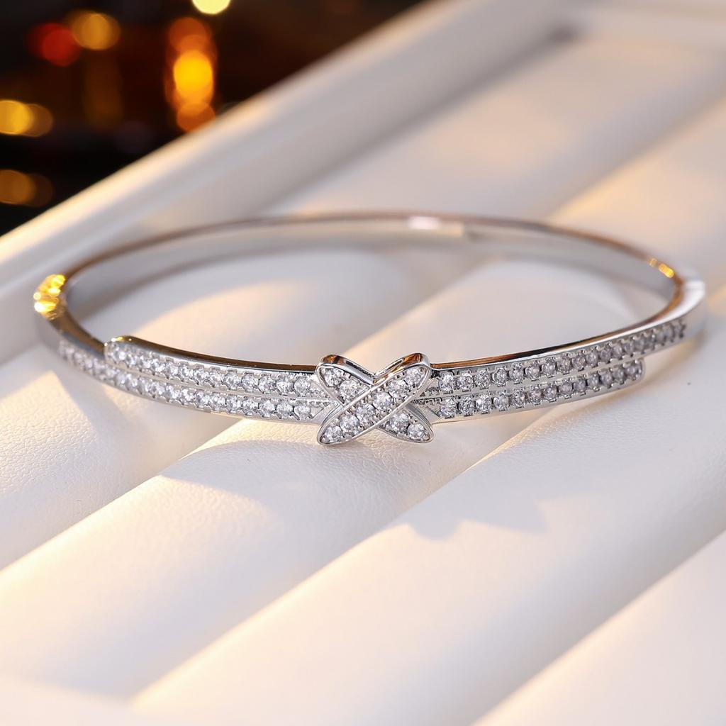 Fashionable and Simple Ins Style Cross X-shaped Style Versatile Light Luxury Temperament Women's Bracelet