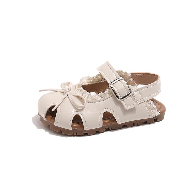 

The summer new soft-soled lace-trimmed princess sandals for girls are stylish and go well with skirts 25
