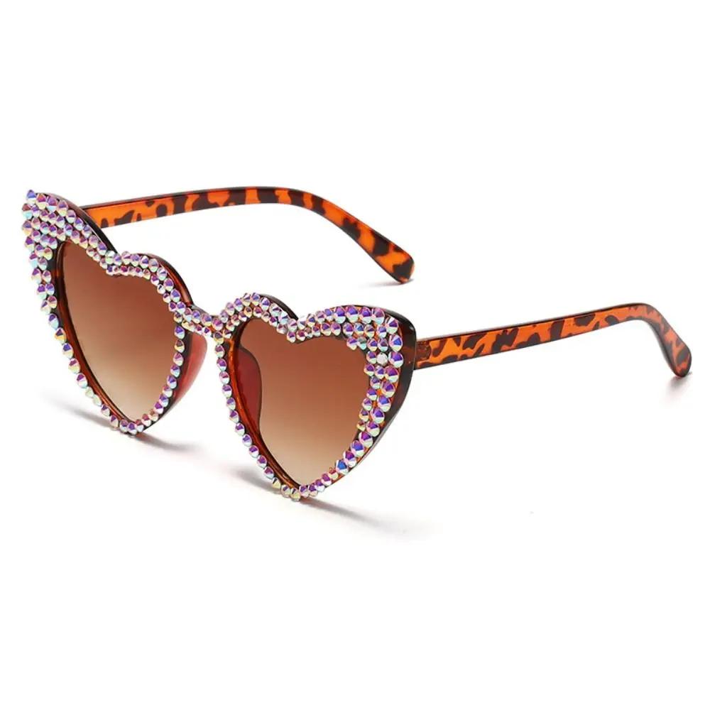 Travel Accessories Sun-Protective Heart-Shaped Sunglasses Hip Hop Rhinestone Decoration Driving Glasses Eyewear Party Glasses