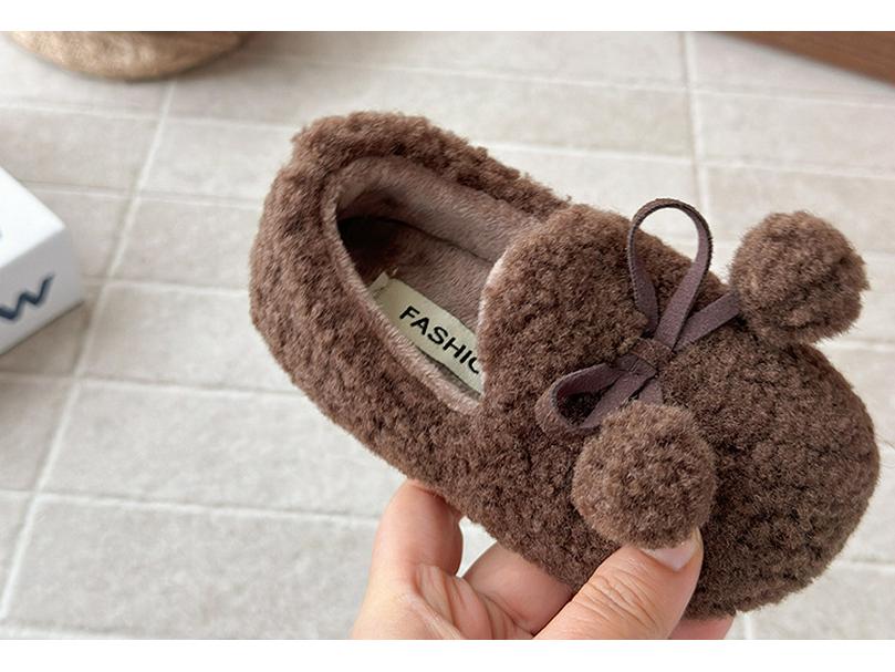 Girls' Plus Velvet Cotton Shoes - Winter 2025 Fur Ball Loafers with Soft Sole for Babies and Children
