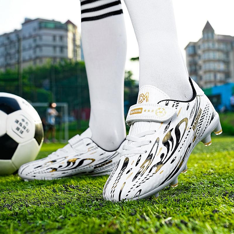 Kids Football Shoes Shock Absorption Anti-skid and Wear-resistant Long Spike Outdoor Sports Training Football Shoes
