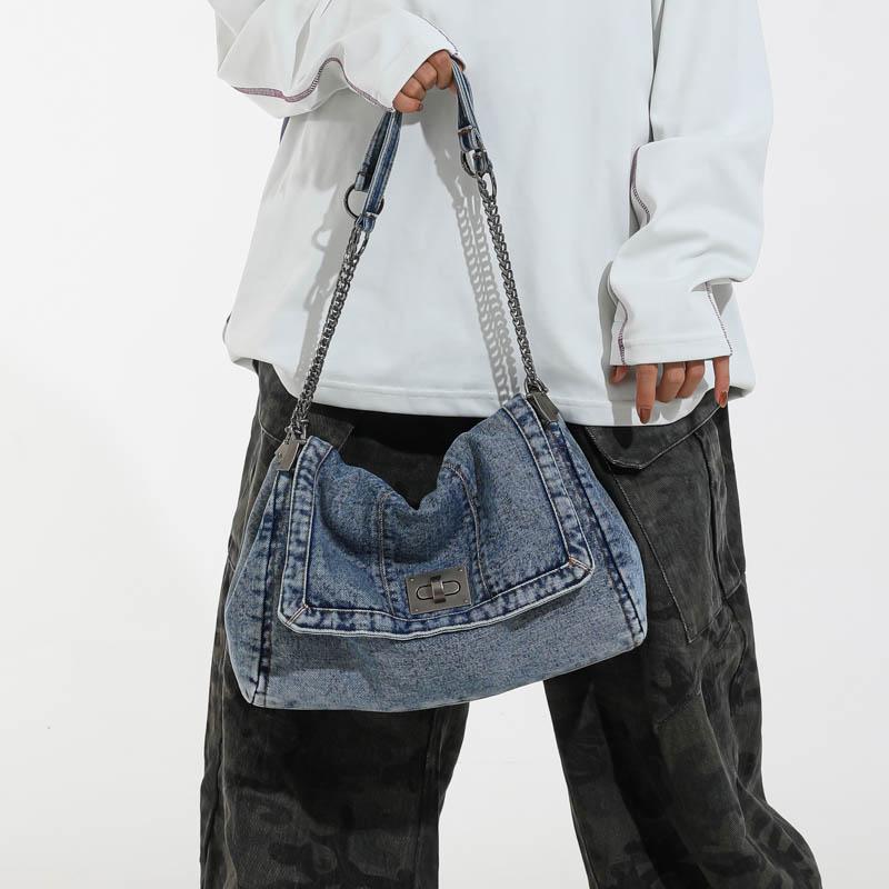 Vintage Denim Bag Women's Chain Shoulder Bag Large Capacity Commuter Tote Bag
