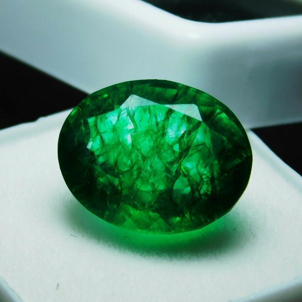 Natural Green Emerald Loose Gemstone Colombian Oval Cut 7.58 ct for Jewelry Making and Crafts