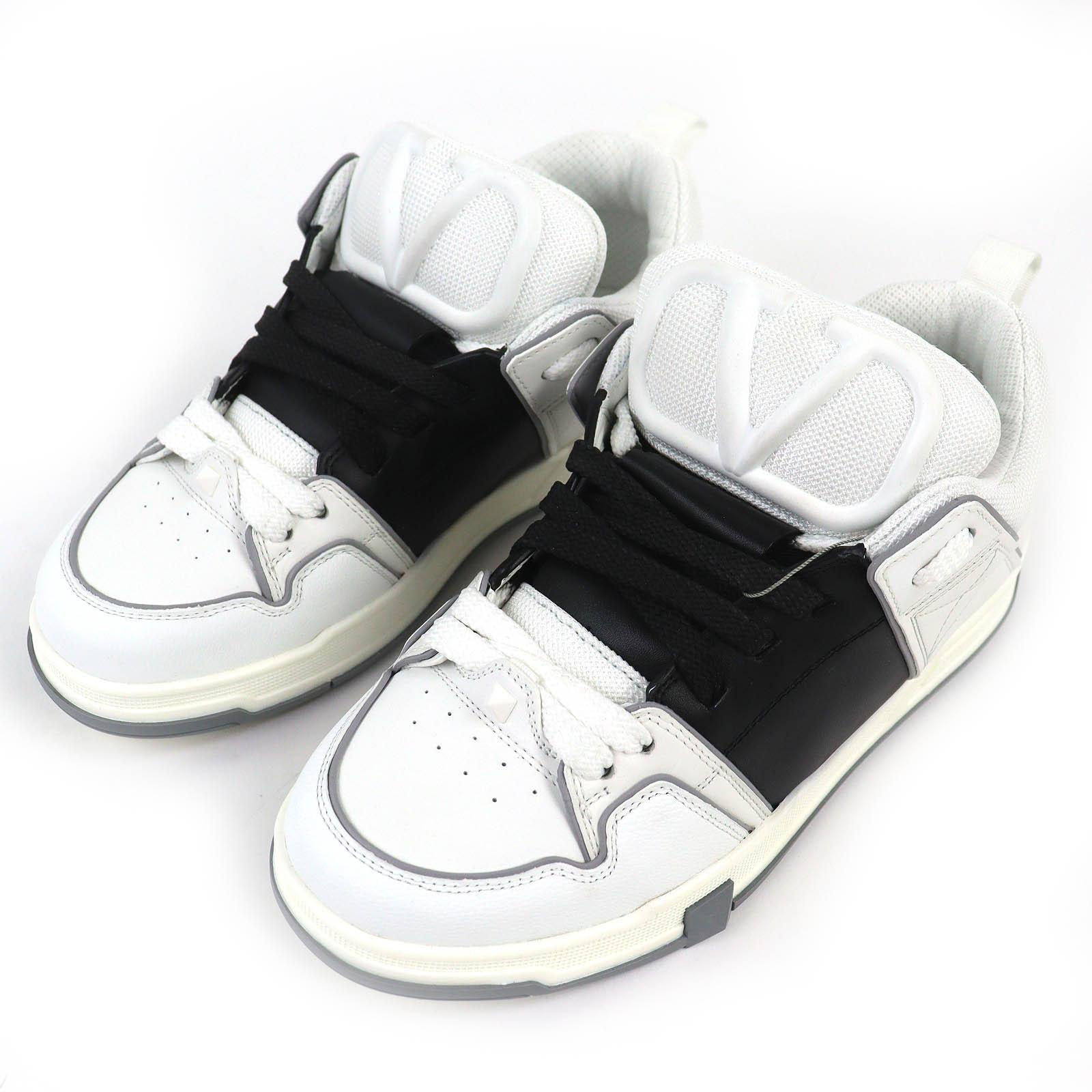 

Бездоганні кросівки Valentino Garavani з високим верхом, відкриті ковзани, логотип V 41 1Y2S0F89 Вживані