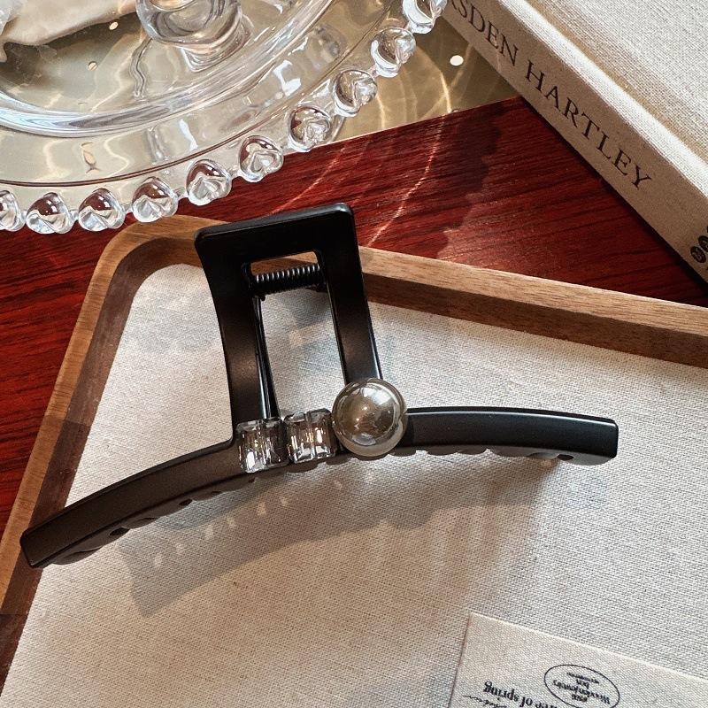 

Large-sized Black Acrylic Crystal-Encrusted Hair Clip, Hair Grabber, New Style Bun Shark Hair Clip for Women