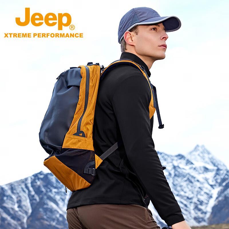 Jeep Men's Outdoor Fleece Lined Quick-Dry Long Sleeve T-Shirt