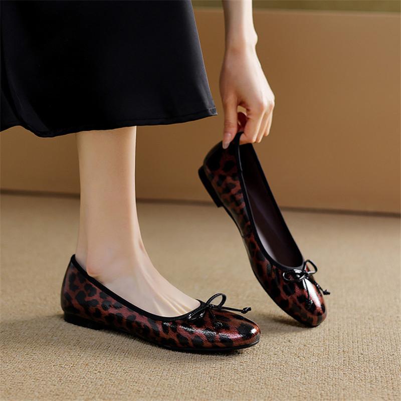 Fashion 2025 Spring/summer Shallow Mouth Flat Bottom Bow Round Toe Comfortable Loafers Cow Leather Leopard Print Woman Shoes Women Pumps