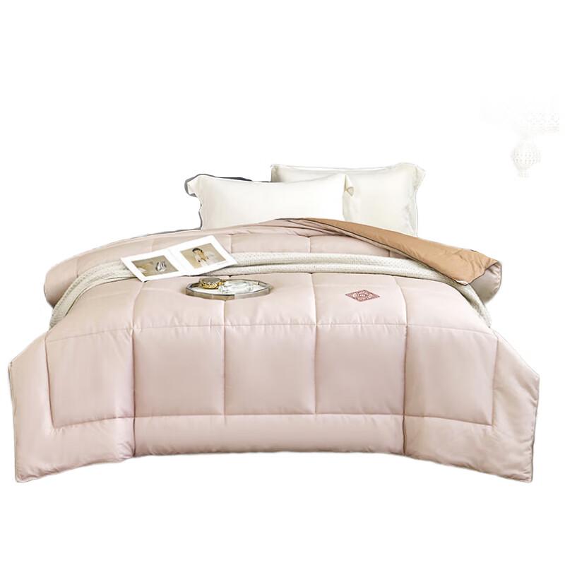 

Paul Frank Selected Wool 3D Quilt