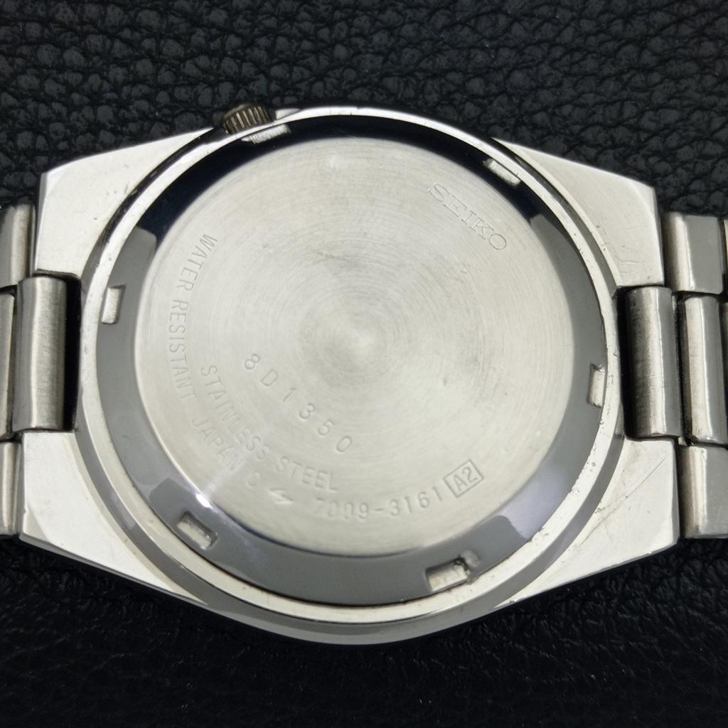 GENUINE VINTAGE SEIKO 5 AUTOMATIC 7S26A JAPAN MENS SILVER DIAL WATCH a702469-5 R124-a702469