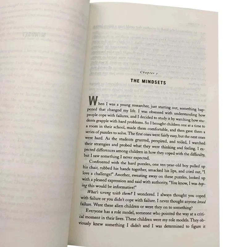 Zihniyet: Carol S tarafından Başarının Yeni Psikolojisi. Dweck - İngilizce Kitap Yabancı Edebiyat İlham Verici Okuma Materyali