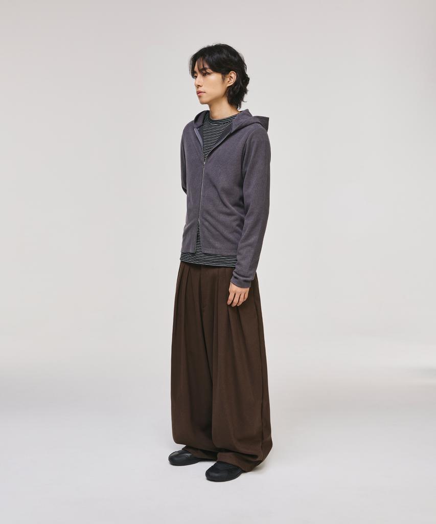 SIGNATURE Reverse Three-Tuck Baggy Slacks [Brown]