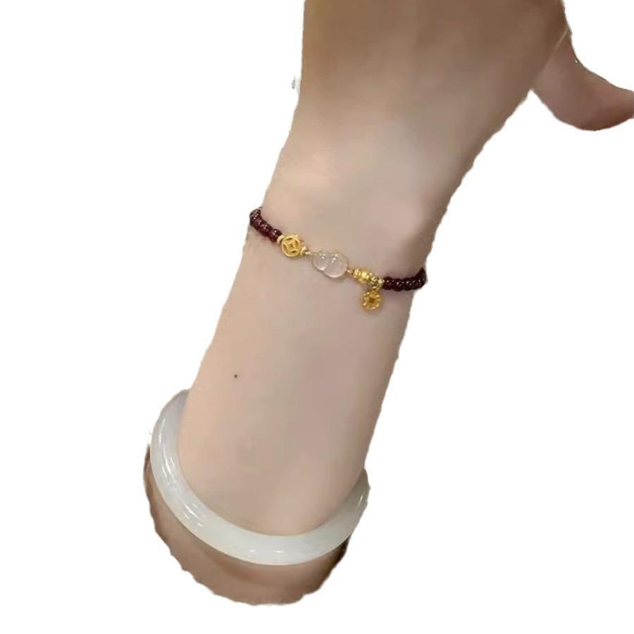 Light luxury charm! Gold with garnet gourd bracelet unlocks the fusion of oriental style and ancient charm and fashion