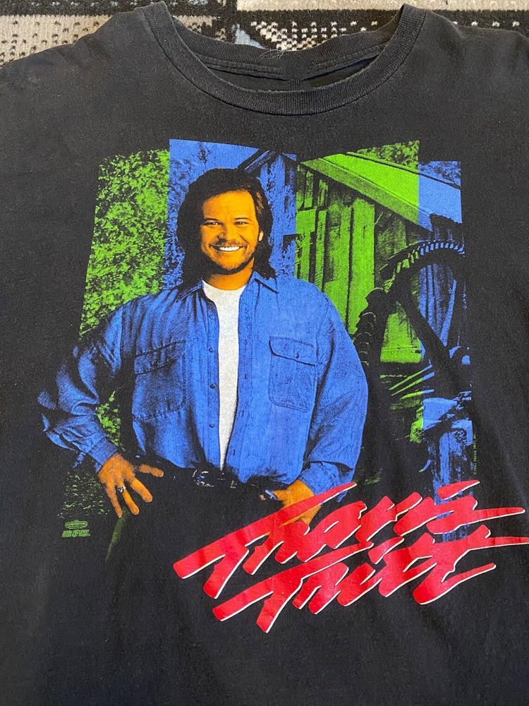 

Travis Tritt It#039s All About To Change T shirt Full Size S5XL Unisex T-Shirt XXL