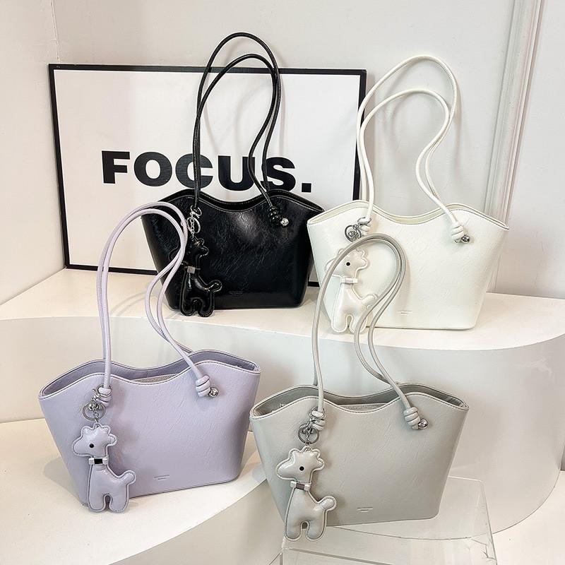 Color Trendy Solid Pu Bag Inner Zippered Compartments Classic Design Travel Bags