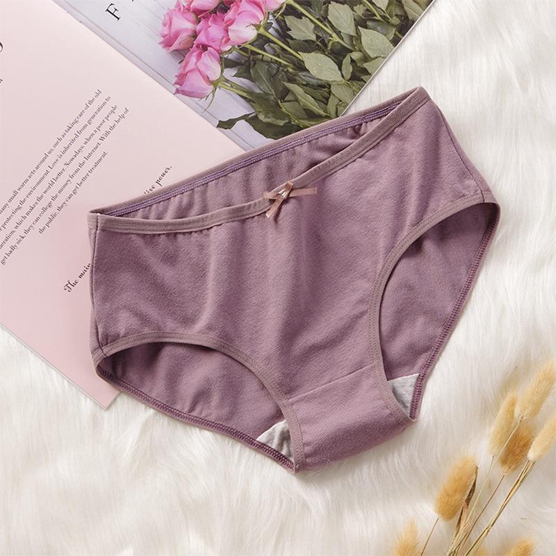 Jednokolorowe bawełniane figi z kokardką Wygodna trójkątna bielizna Damskie majtki w średnim stanie