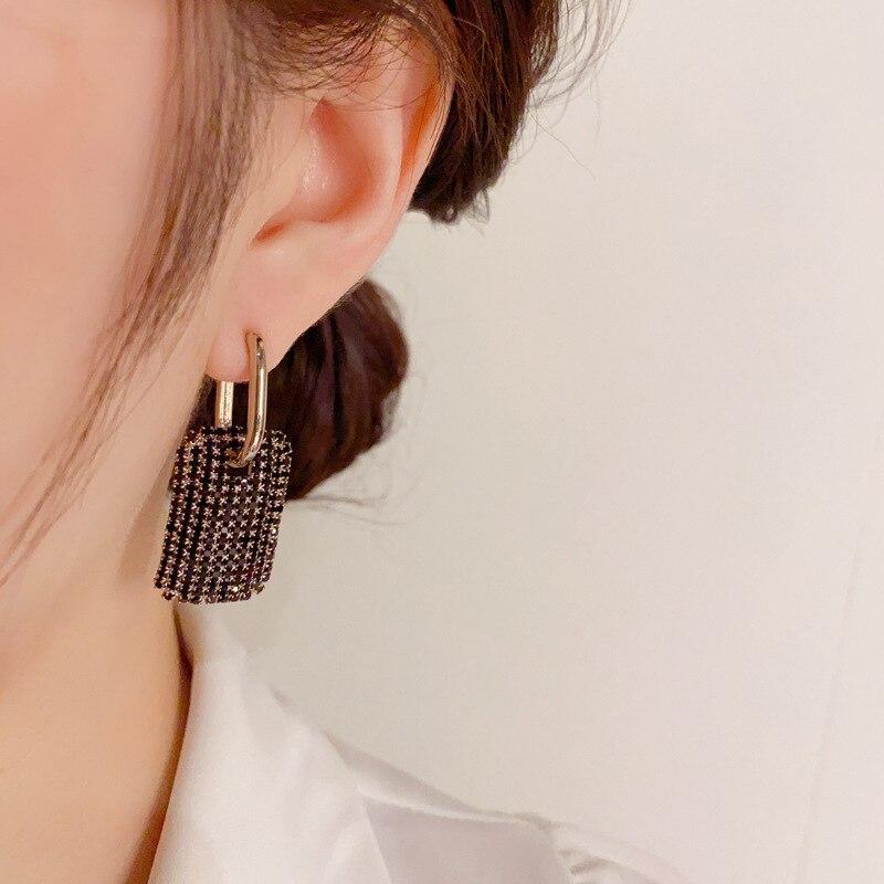 Pinkdudu Fashion 2 Color Square Hoop Earrings Romantic Light Luxury Inlaid Zircon Geometric Earring for Women Jewelry PD1477