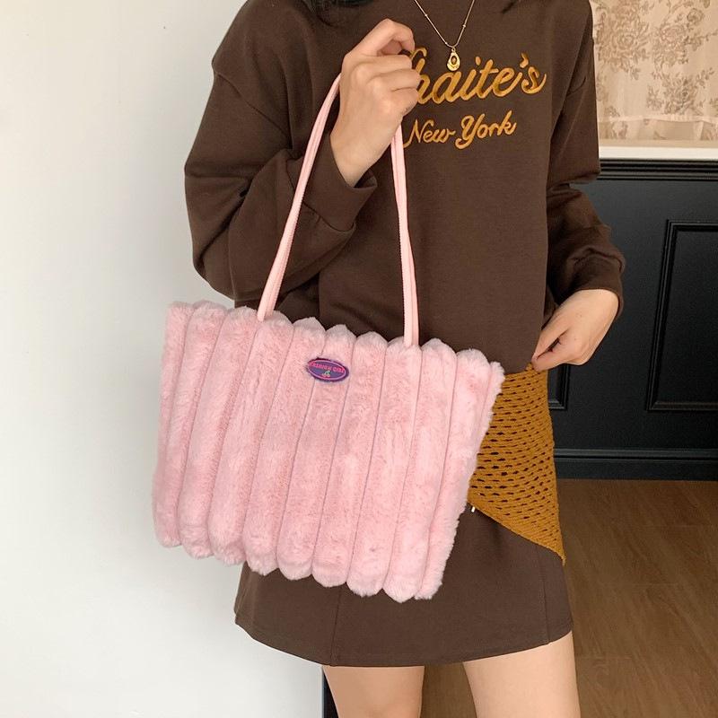 

New plush tote bag, fashionable commuting with large capacity 30*28*9 рожевий