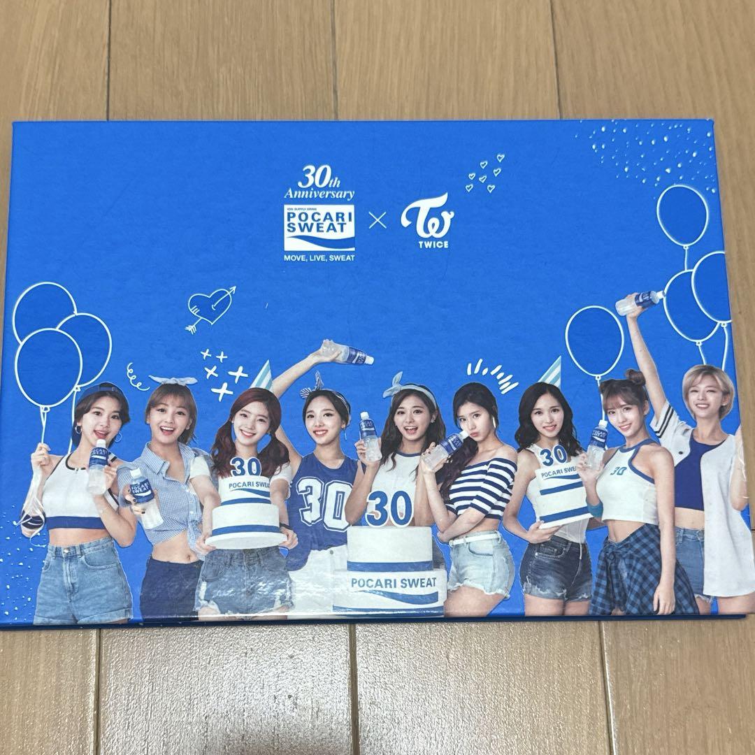 

[USED] POCARI SWEAT x TWICE 30th Anniversary Special Edition Photobook