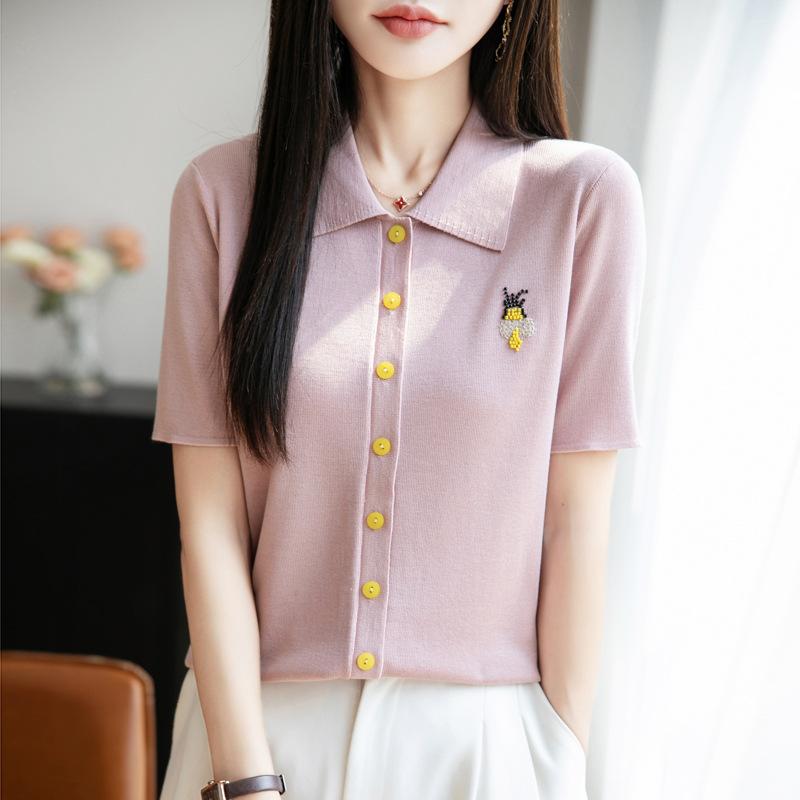 

Літня Нова Футболка з Коміром ПОЛО для Жінок Вишивка Важкої Промисловості Приталена з Коротким Рукавом Простий та Універсальний В язаний Пуловер Топ з Рукавом до Ліктя XL сірий