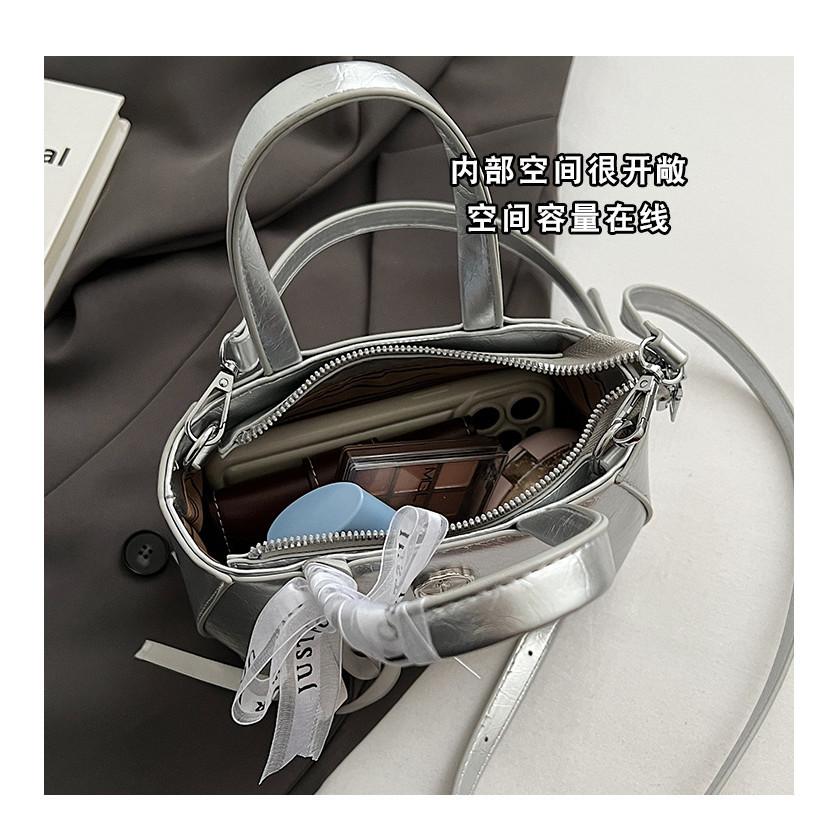 IELGY Premium Textured Versatile Shoulder Messenger Bag, Stylish Silver Portable Small Square Bag