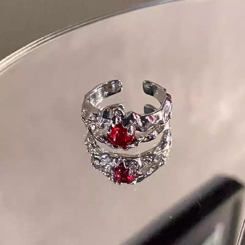 

Темное текстурированное кольцо с нишевым отверстием и нерегулярным дизайном, кольцо на указательный палец Opening adjustable белый