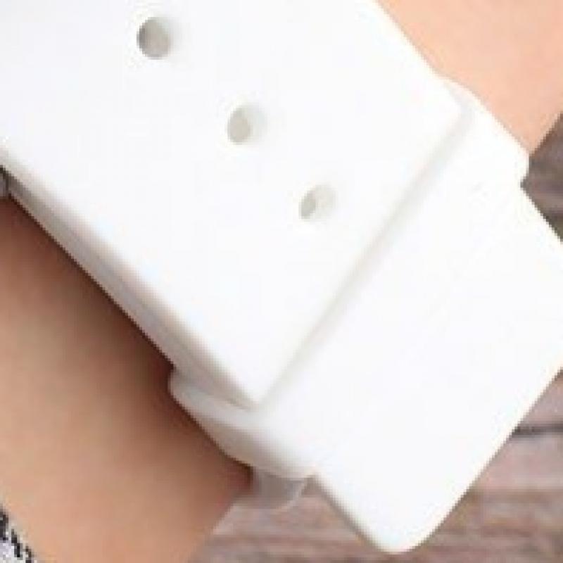 Fila Špičkové unisexové silikonové náramkové hodinky 38 161 101