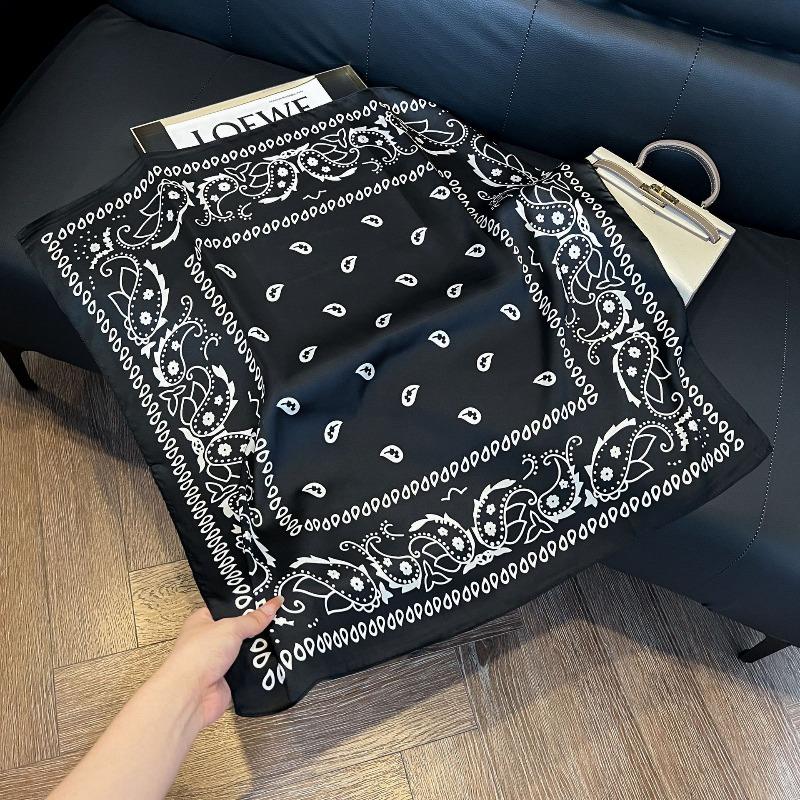 Small square scarf silk scarf men's neck protection scarf professional wear with shirt thin scarf 70x70 scarf