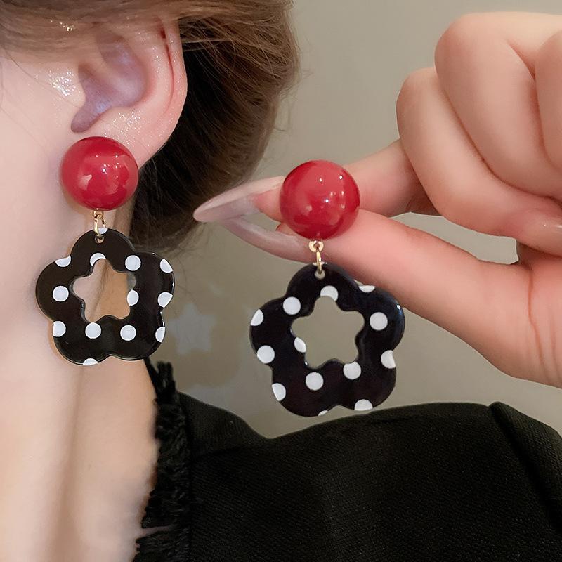 French Retro Round Flat Resin Tassel Earrings Earrings Fashion Versatile Earrings