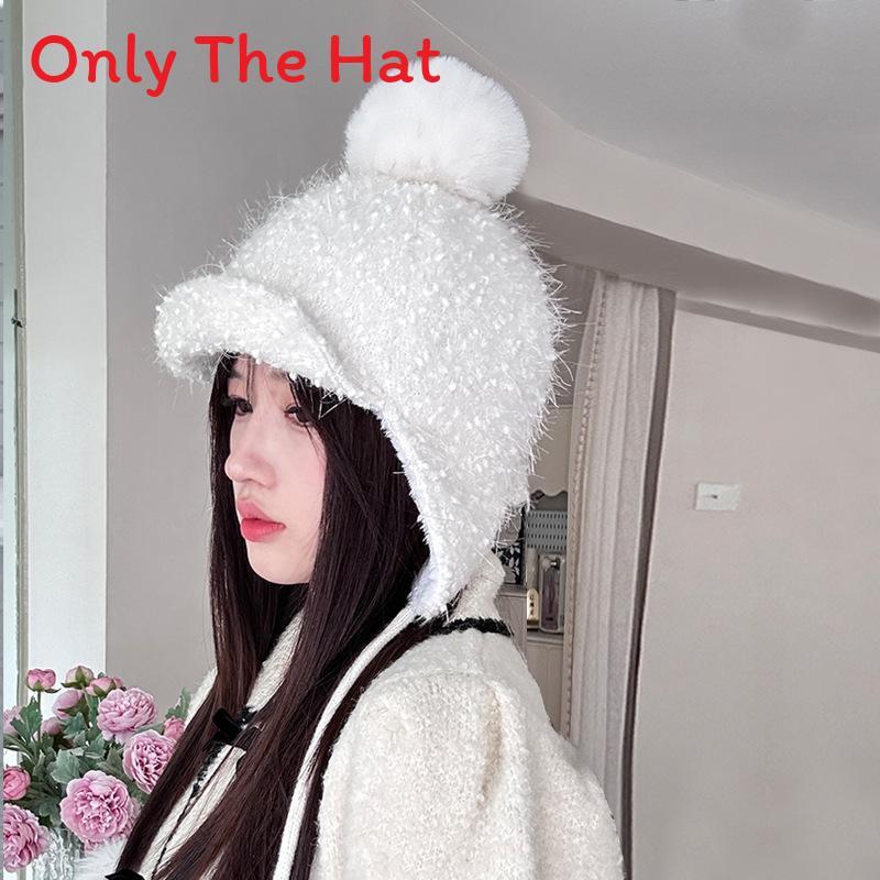 Winter Knit Hat For Women With Colorful Pom Pom Earflap Design For Cold Weather Comfort белый