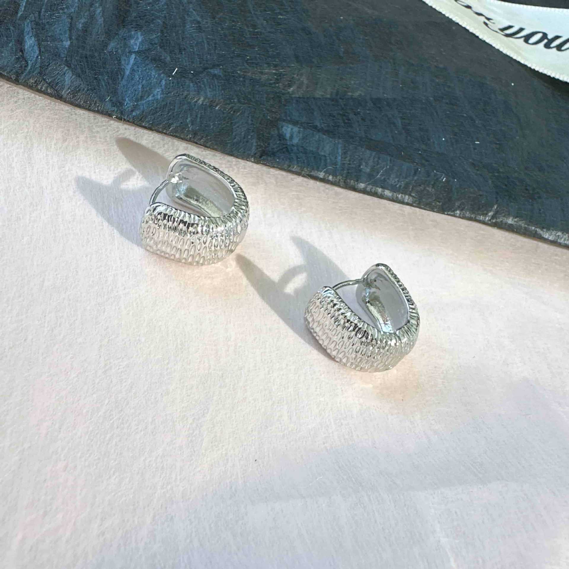 

Геометрические серьги-косточки для рыб, серьги-гвоздики для женщин, серьги из нержавеющей стали золотого цвета, пирсинг для манжет, свадебные украшения, подарок серебряный