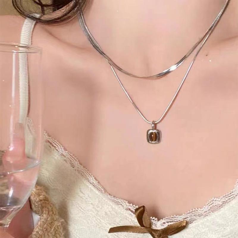 Colier cu pandantiv din piele de epocă, maro, cu piatră, stivuire, lanț de claviculă, temperament, pentru femei, fete, toamnă, iarnă