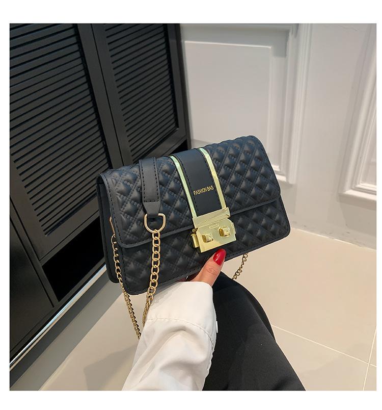 

Популярные женские сумки этого года 2024 года, новый модный тренд лета, повседневные сумки-мессенджеры с вышитыми нитками и ромбами, сумки-мессенджеры на одно плечо чёрный