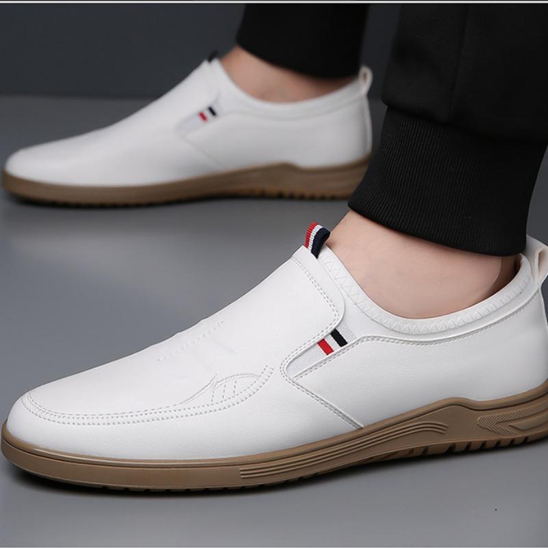 Fashion Spring Autumn Leather Casual Loafers for Men Designer Soft Sole Light Male Shoes Casual Sports Solid Color Fashion Business Shoe