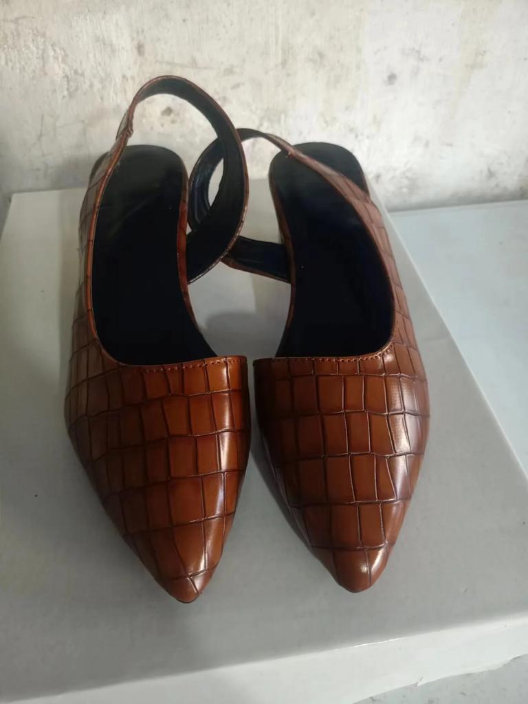 Módní dámské lodičky s špičatou špičkou, střední silný podpatek, sandály s páskem přes patu, boty, léto, nové, vintage, žena, dáma, dámské sandály, pantofle, boty