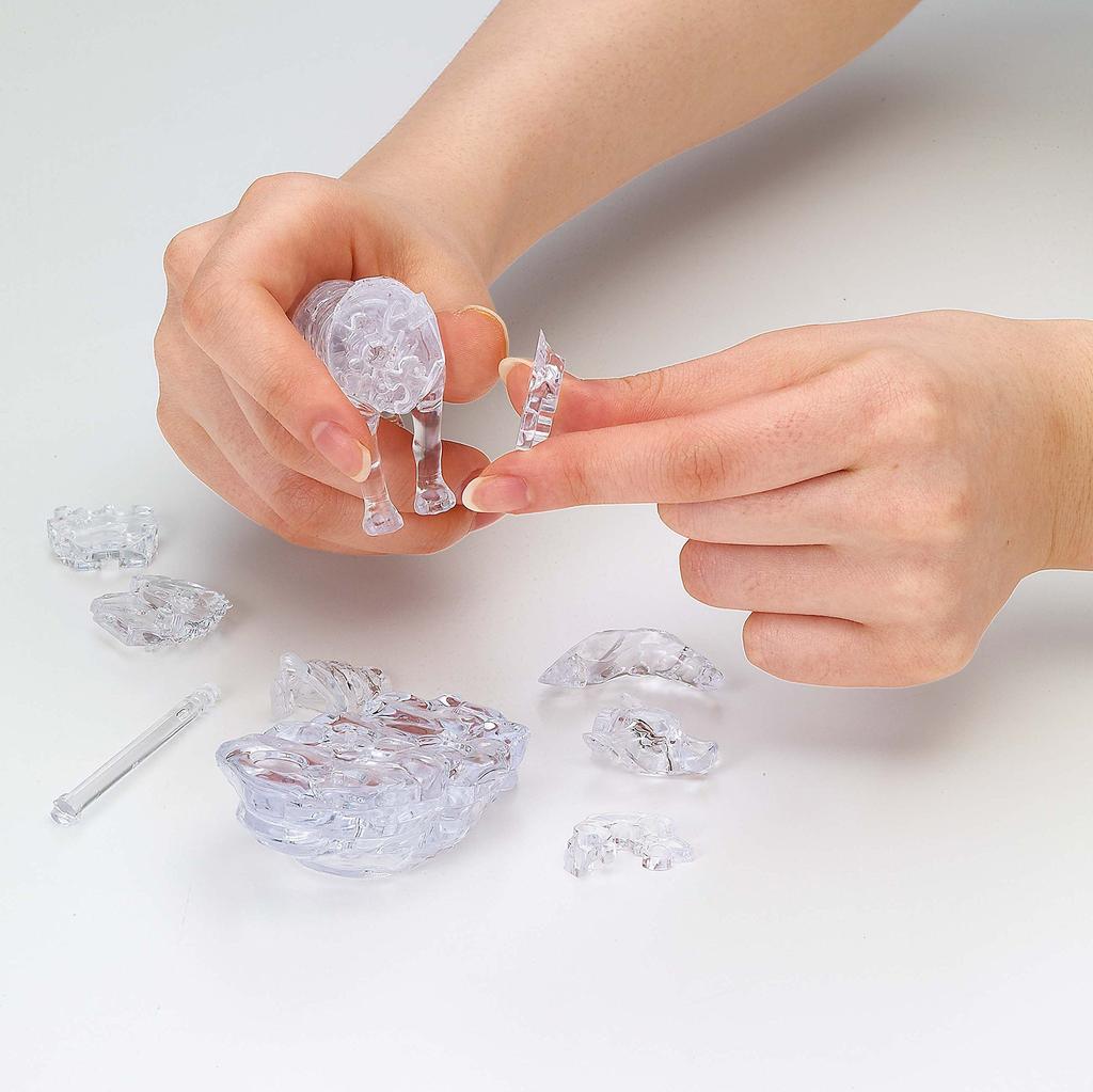 37-piece Crystal Puzzle Silver Wolf