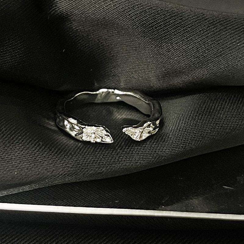 High-End Light Luxury Butterfly Drop Glaze Niche Open Ring Female Cold Wind Temperament Spice Girl Fashion Index Finger Ring