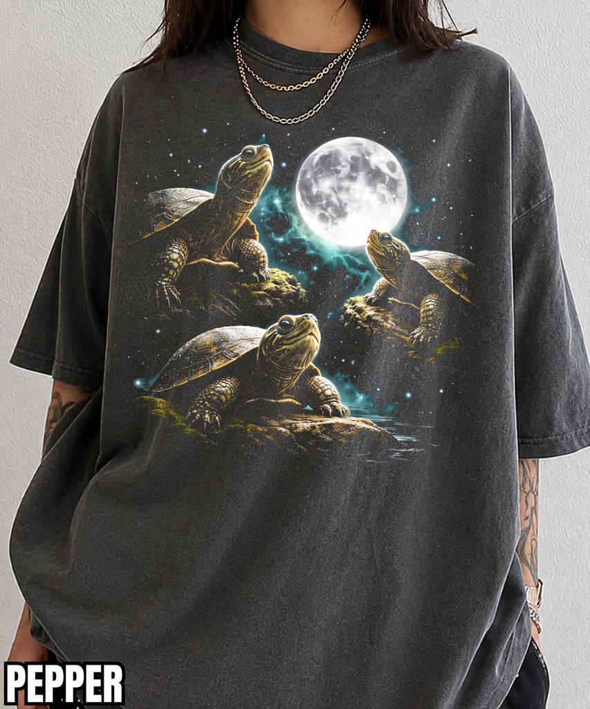 Three Turtles Vintage 90s Graphic Style T-Shirt,Retro Galaxy Ocean Tee,Turtle Lovers Top,Tortoise Moon Shirt,Y2k Ocean Top
