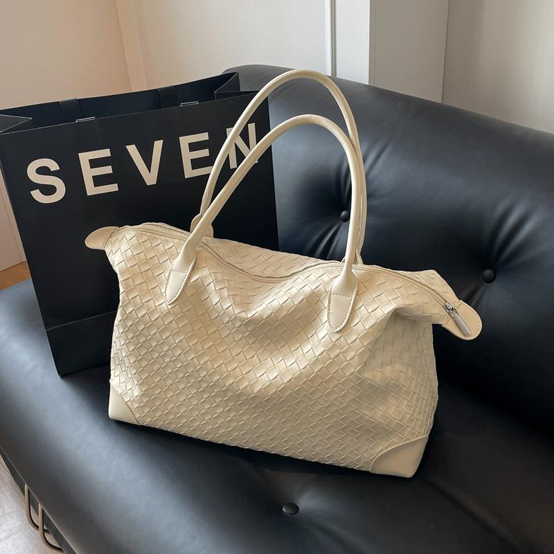 Large Capacity Woven Bag Women's 2026 Summer New Retro Short-distance Travel Bag Korean Fashion Portable Tote Bag